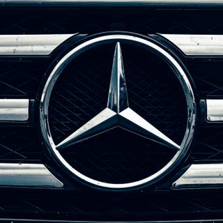 Mercedes logo 4k wallpaper