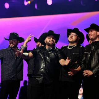 Grupo Frontera wallpaper