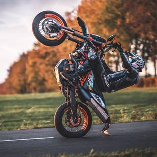 Supermoto 4k wallpaper