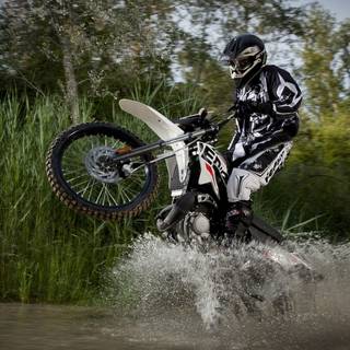 Supermoto 4k wallpaper