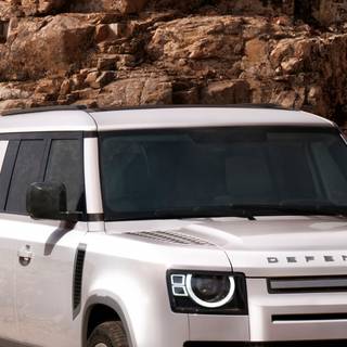 Land Rover car 4k iPhone wallpaper