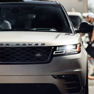 Land Rover car 4k iPhone wallpaper