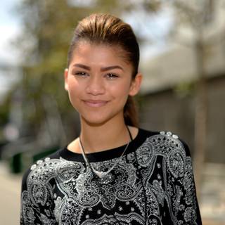 4k Zendaya wallpaper