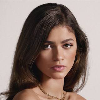 4k Zendaya wallpaper