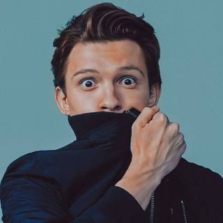Tom Holland phone wallpaper