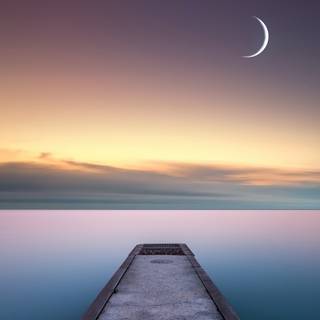 Beautiful calm crescent wallpaper