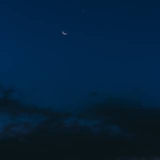 Beautiful calm crescent wallpaper