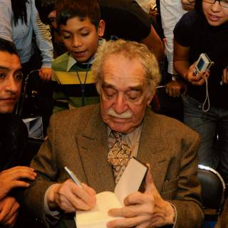 Gabriel García Márquez wallpaper
