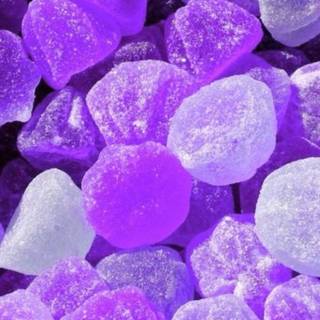 iPhone lilac wallpaper