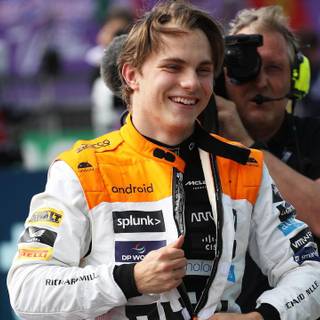 Oscar Piastri wallpaper