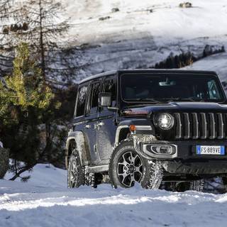 Jeep winter wallpaper
