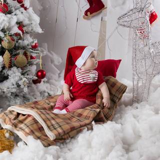 Child winter wallpaper