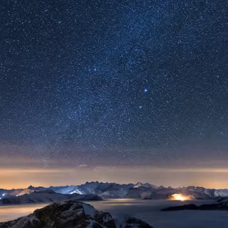 Night fog 4k wallpaper