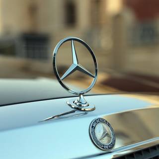 Mercedes 4k logo wallpaper