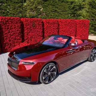 Rolls-Royce La Rose Noire Droptail wallpaper