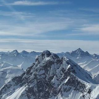 Mountains 4k iPhone X wallpaper