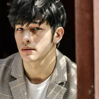 Luke Ishikawa Plowden wallpaper