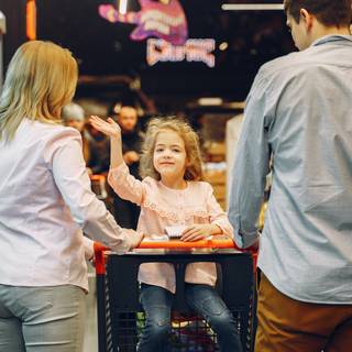 Family shopping wallpaper