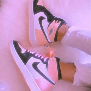 Pink Nike shoes wallpaper
