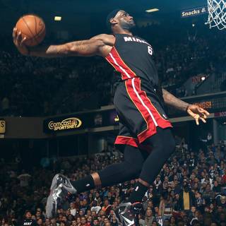 LeBron James iPhone 4k wallpaper