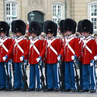 British guard wallpaper