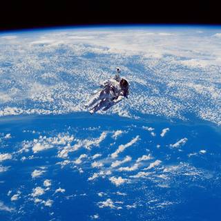 Spaceflight wallpaper