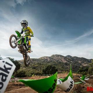 KX65 wallpaper