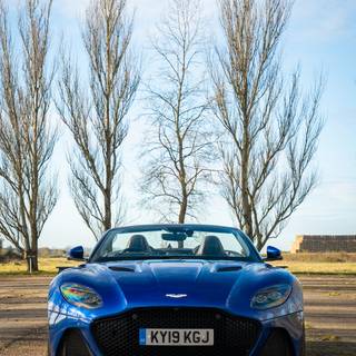 Aston Martin DBS 2023 wallpaper