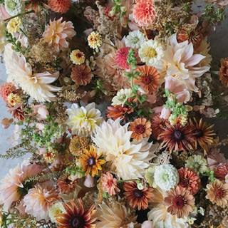 Autumn wedding flowers wallpaper