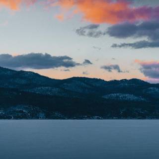 iPhone 12 nature wallpaper