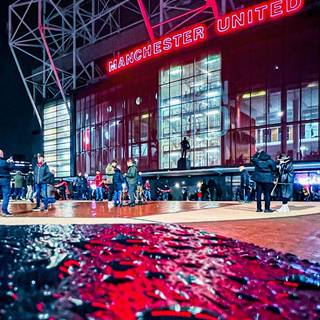 Old Trafford iPhone wallpaper