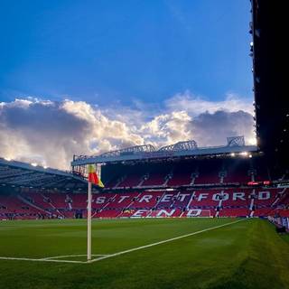 Old Trafford iPhone wallpaper