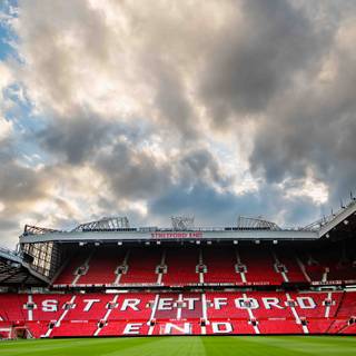 Old Trafford iPhone wallpaper