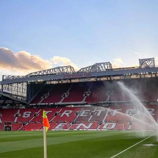 Old Trafford iPhone wallpaper