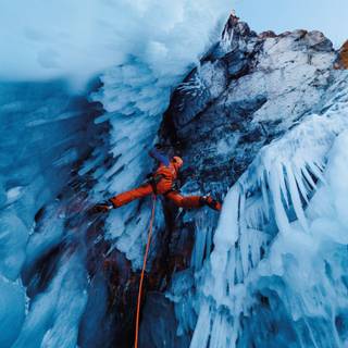 Winter climbing wallpaper