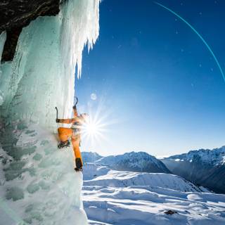 Winter climbing wallpaper