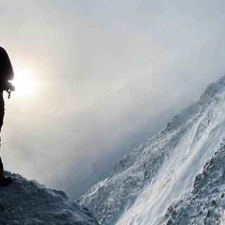 Winter climbing wallpaper