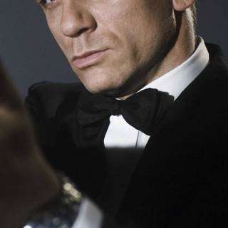 James Bond iPhone wallpaper
