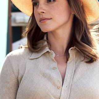 Emma Watson iPhone wallpaper