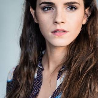 Emma Watson iPhone wallpaper