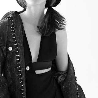 Emma Watson iPhone wallpaper