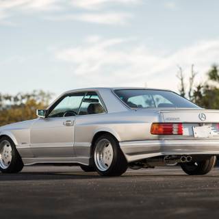 Mercedes-Benz 560 SEC wallpaper