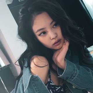 Jennie phone wallpaper