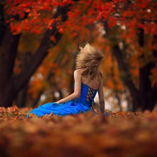 Autumn dress wallpaper