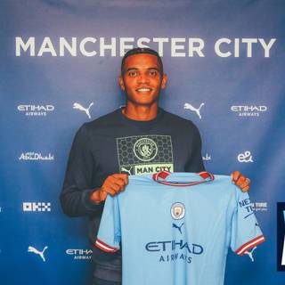 Manuel Akanji wallpaper