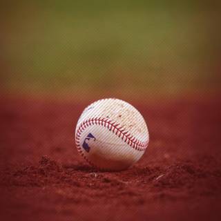 iPhone baseball wallpaper