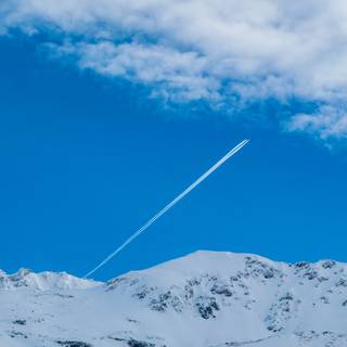 Airplane winter wallpaper