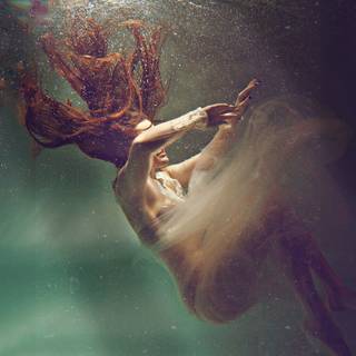 Underwater phone wallpaper