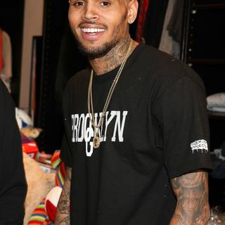 Chris Brown iPhone wallpaper