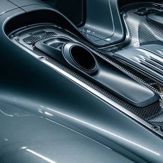 Porsche 918 iPhone wallpaper